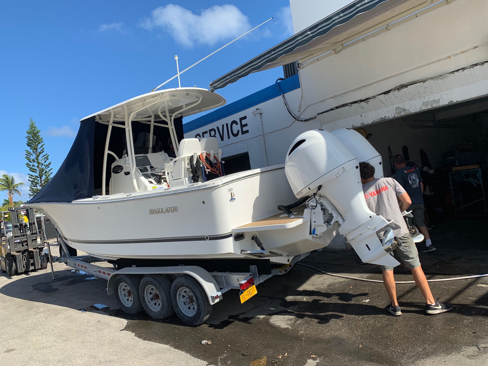 custom outboard paint