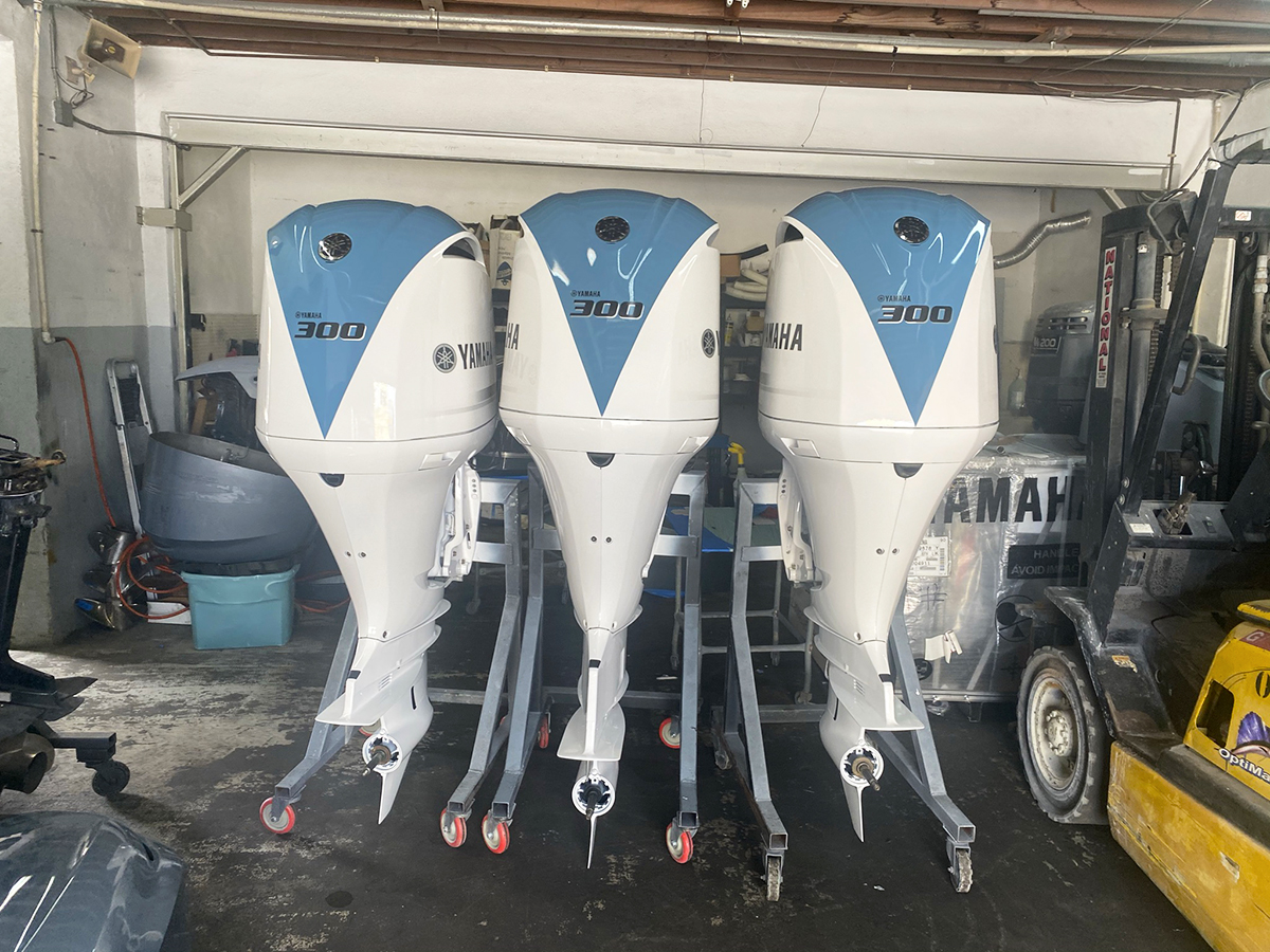 custom outboard paint designs